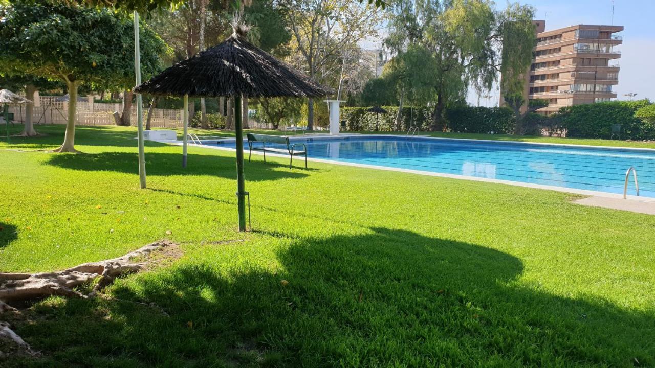 Relax Frente Al Mar De Alicante Apartment Екстериор снимка