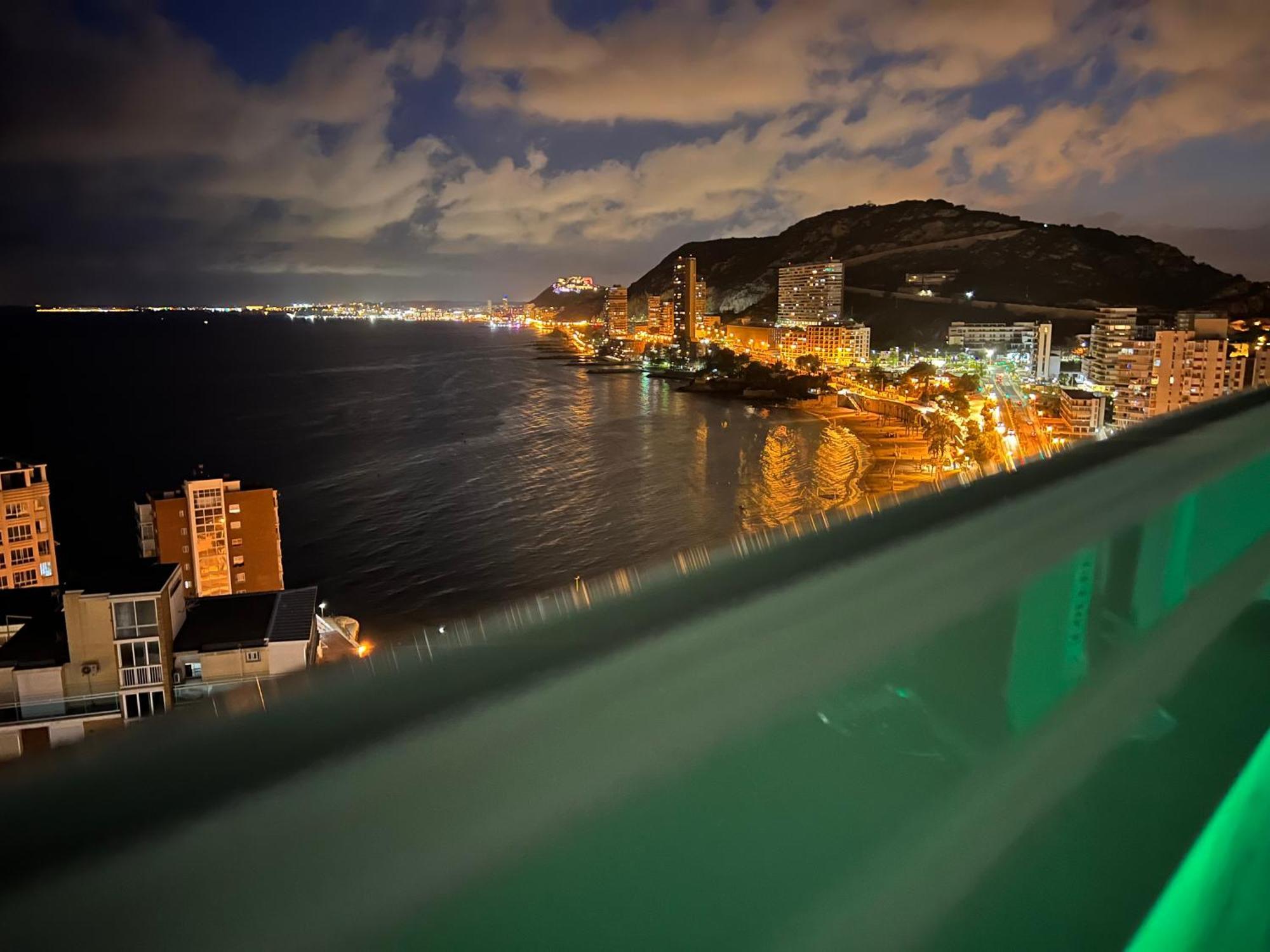 Relax Frente Al Mar De Alicante Apartment Екстериор снимка