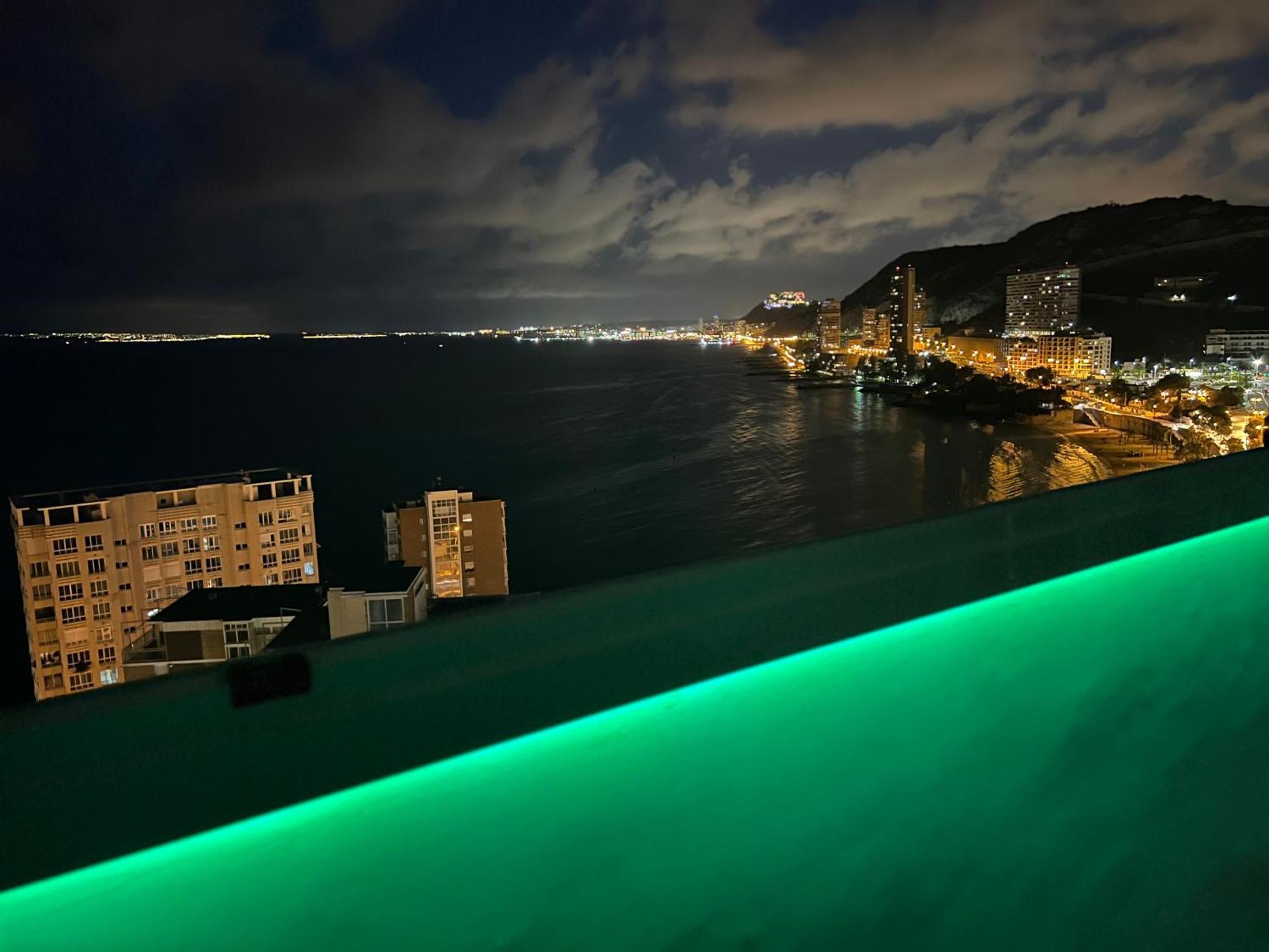 Relax Frente Al Mar De Alicante Apartment Екстериор снимка